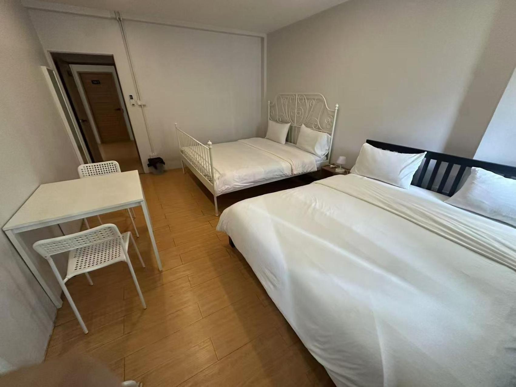 The Cute Silom Hostel กรุงเทพมหานคร ภายนอก รูปภาพ