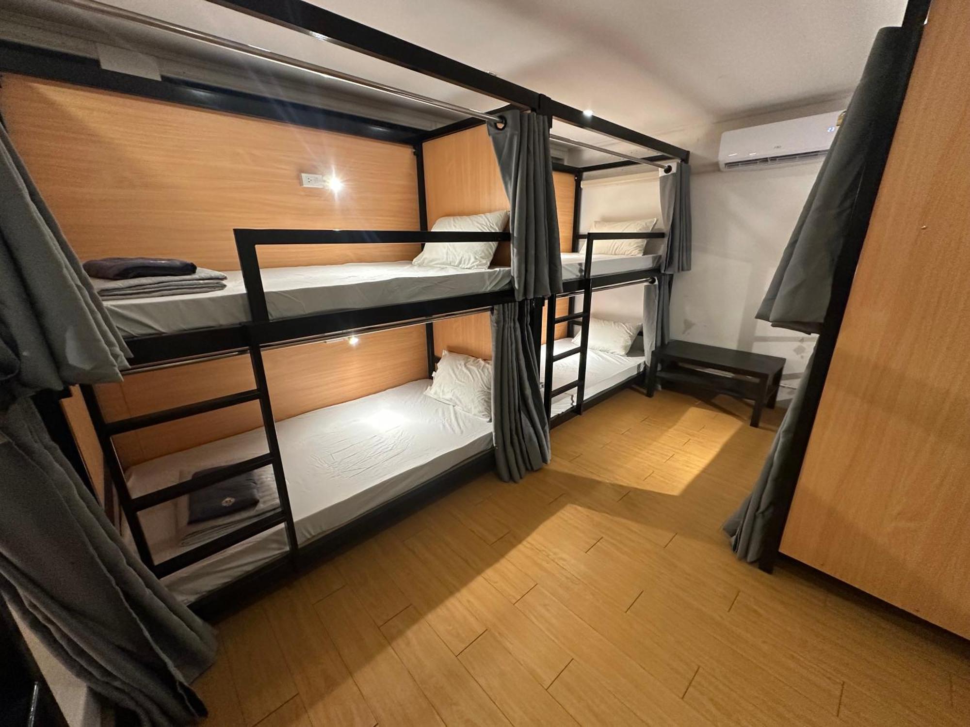 The Cute Silom Hostel กรุงเทพมหานคร ภายนอก รูปภาพ